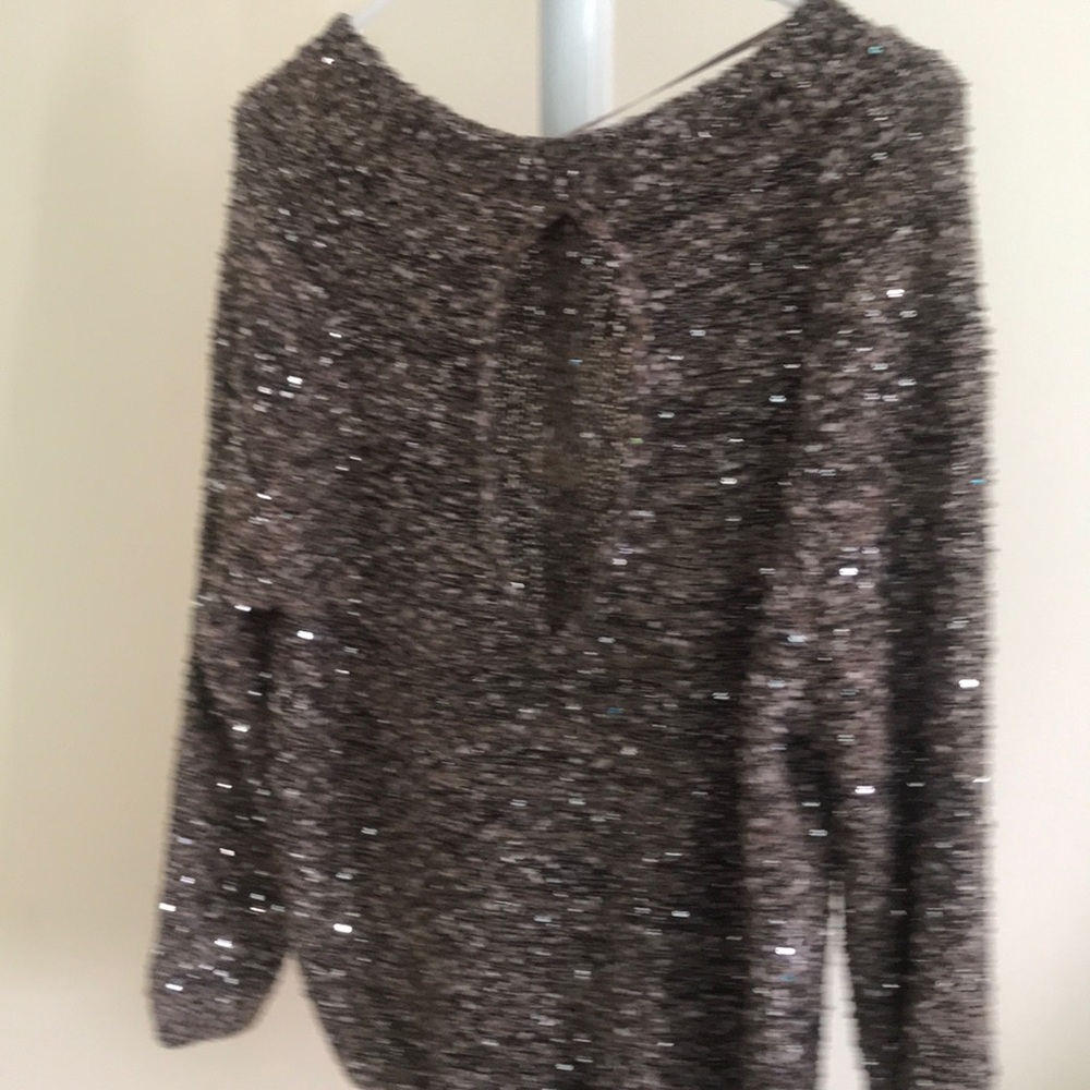 Sweater - Picture 2 of 3